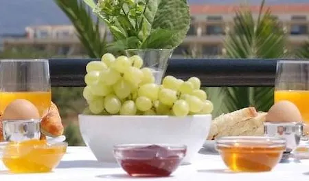 Ermioni 2*